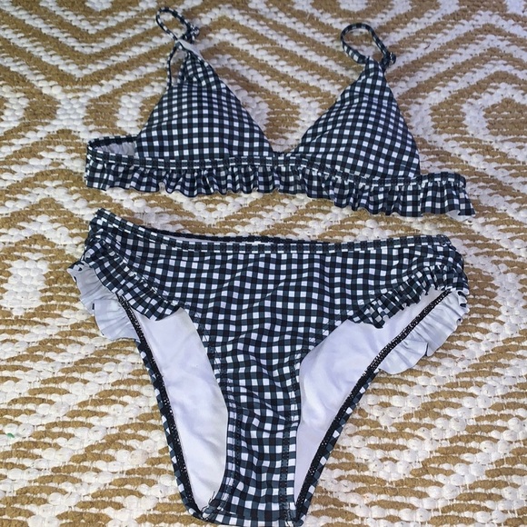Bikini Like New - Picture 2 of 6
